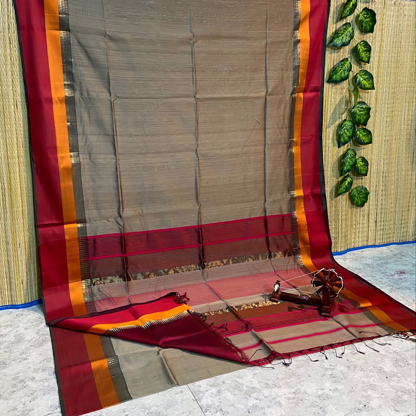 Ethereal Elegance: Maheshwari Grey Cotton Silk Handloom Saree