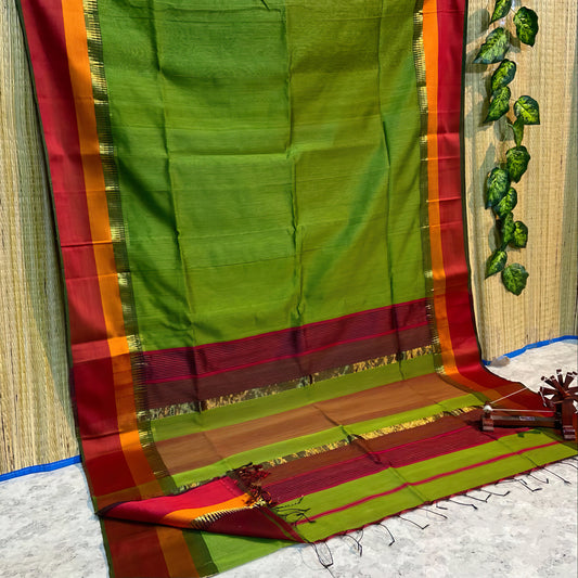 Lush Meadows: Maheshwari Green Cotton Silk Handloom Saree