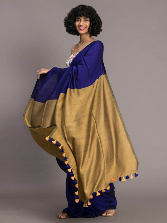 Ethereal Khadi Elegance: Handloom Saree with Running Blouse